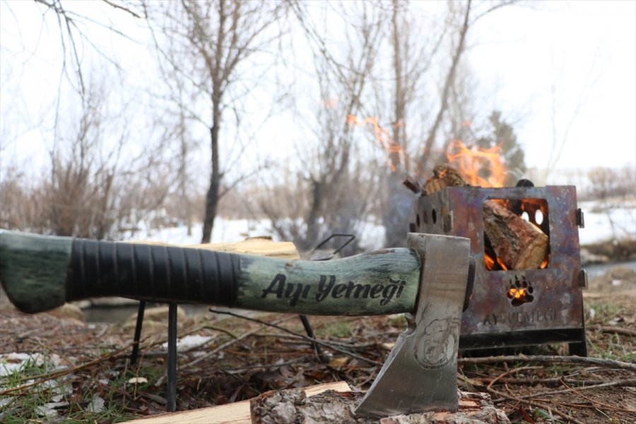 Doğada Yaptığı Yemeklerle Kentleri Tanıtıyor