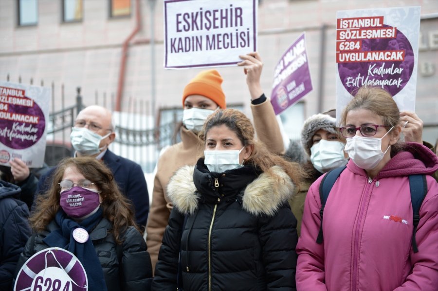Eskişehir'de Eşini Bıçakladığı İddiasıyla Yargılanan Sanığa 16 Yıl 6 Ay Hapis Cezası Verildi