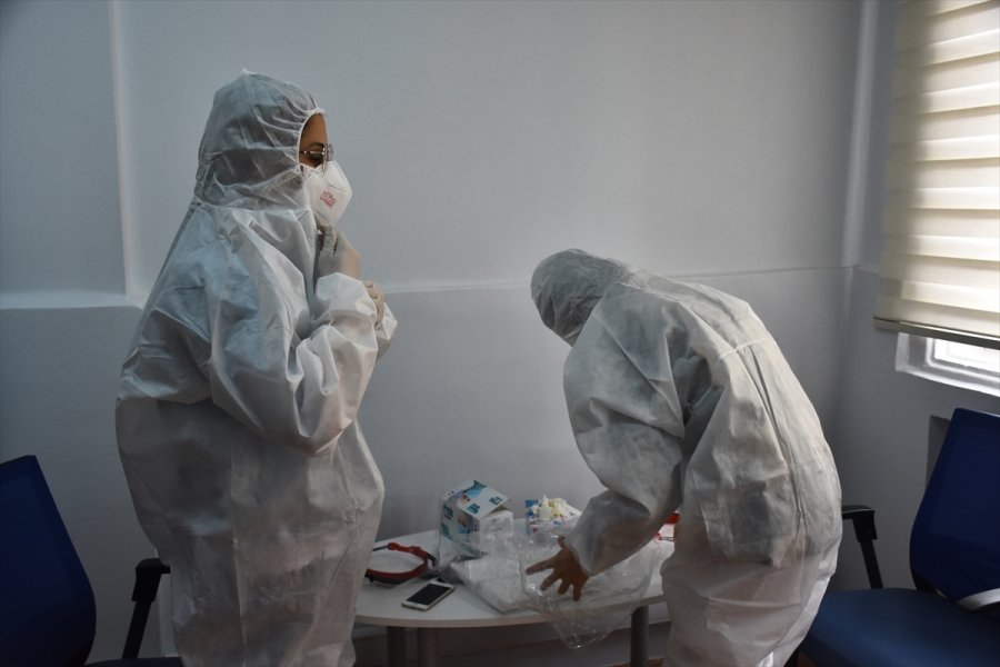 Kovid-19'un İzini Süren Filyasyon Ekipleri Zorlu Koşulları Anlattı