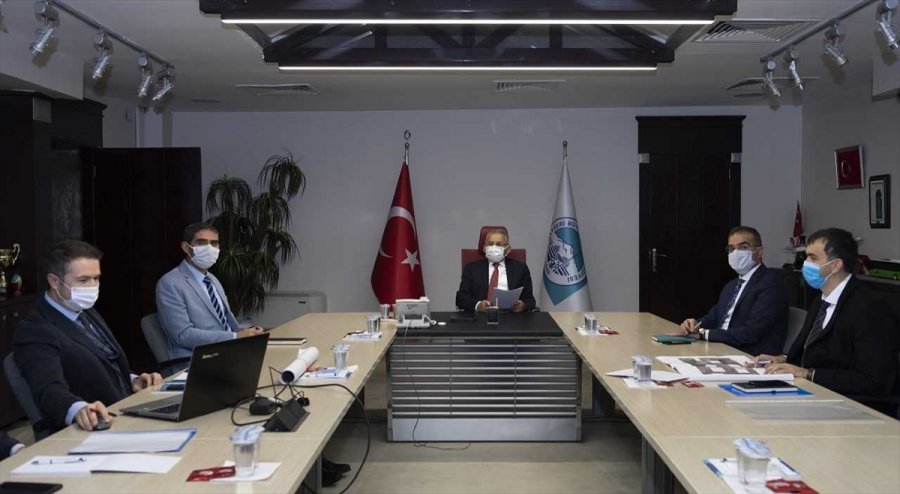 Kayseri Büyükşehir Belediyesi'nde Yatırım Toplantısı Düzenlendi
