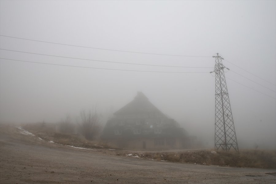 Antalya'nın Yüksek Kesimlerinde Sis Etkili Oluyor