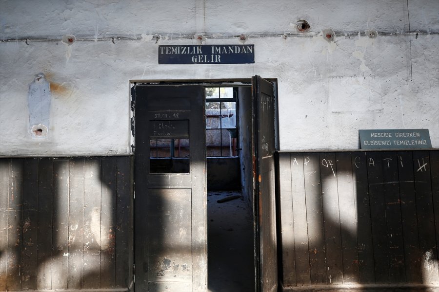 Eğitim Yuvasına Dönüştürülen Sümerbank Bez Fabrikası Tarihin İzlerini Taşıyor