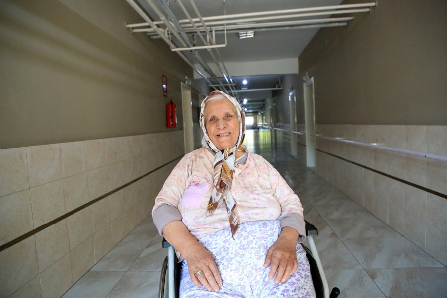 Huzurevi Sakinleri Kovid-19 Aşısı Uygulamasından Memnun