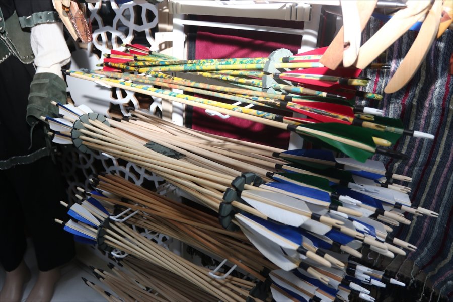 Osman Usta, Geleneksel Türk Yayı Ve Okunu Gelecek Kuşaklara Aktarıyor