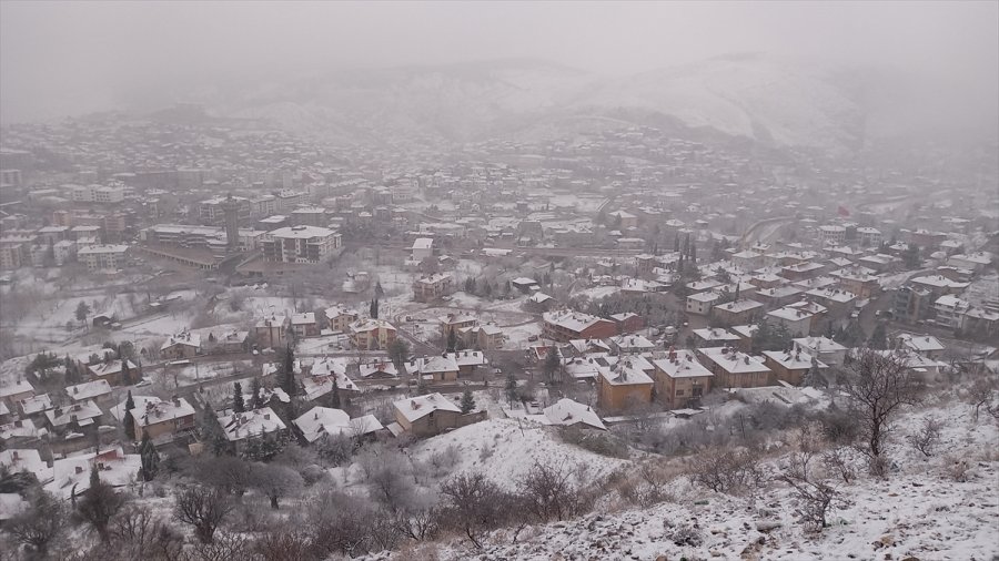 Beypazarı'nda Karla Mücadele Çalışmaları Devam Ediyor