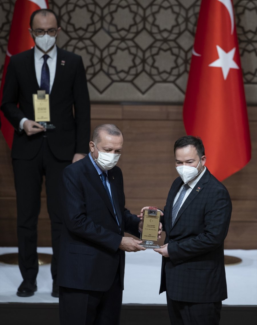Tüba Ve Tübitak Bilim Ödülleri Sahiplerini Buldu