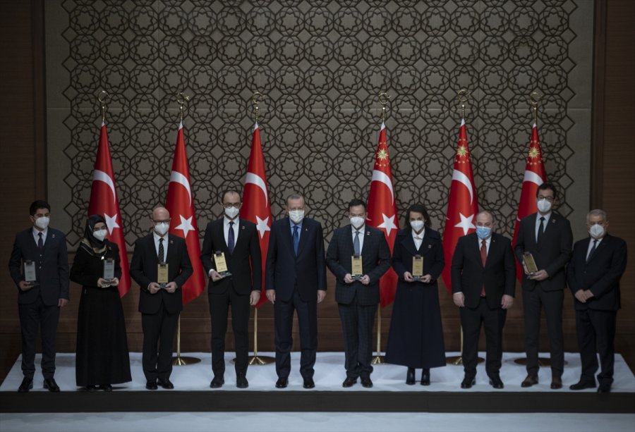 Tüba Ve Tübitak Bilim Ödülleri Sahiplerini Buldu