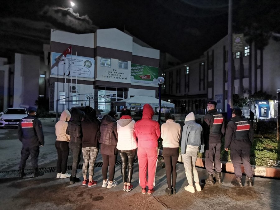 Antalya'da Fuhuş Operasyonu Kapsamında 10 Şüpheli Tutuklandı