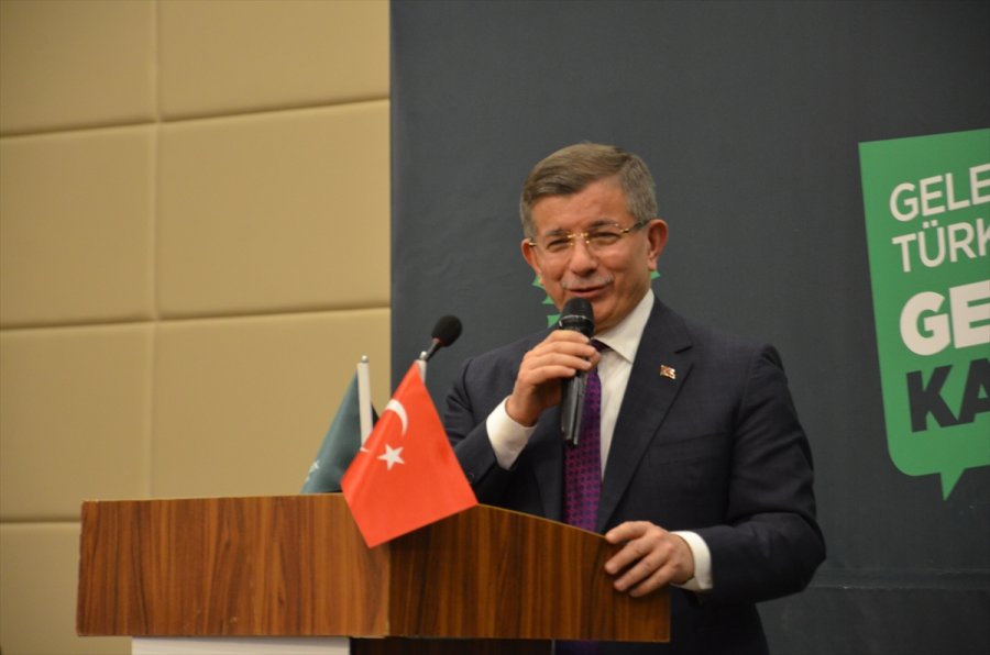 Gelecek Partisi Genel Başkanı Davutoğlu, Partisinin Karaman İl Teşkilatının Açılışını Yaptı