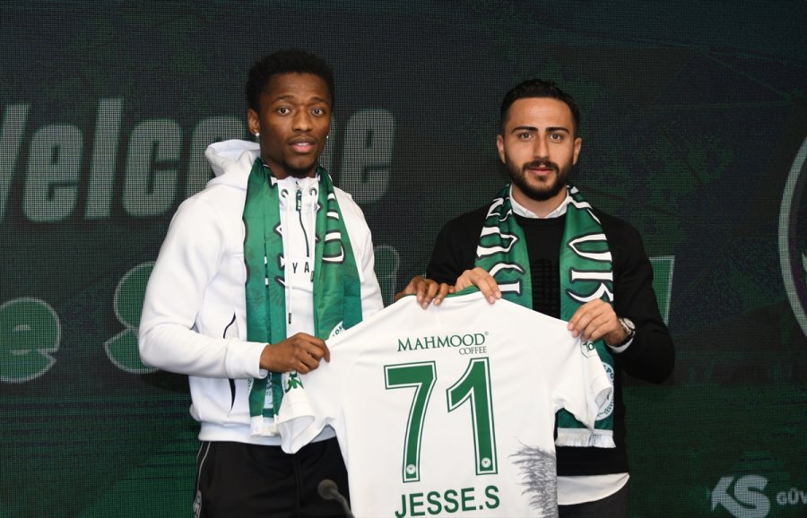 Jesse Sekidika, Konyaspor İle Sözleşme İmzaladı