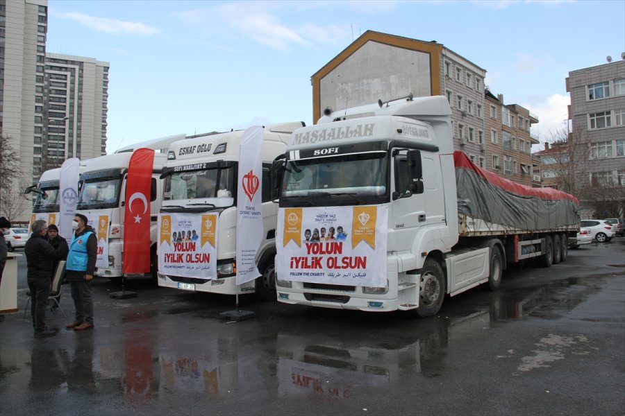 Kayseri'den Suriye'deki İhtiyaç Sahiplerine 5 Tır Patates Ve Giyim Gönderildi