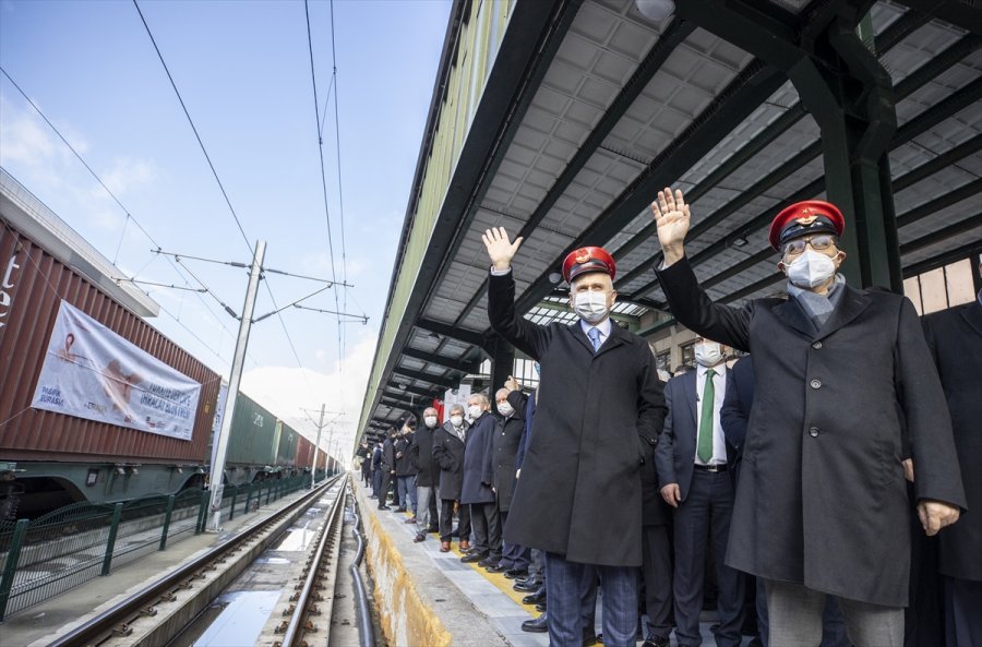 Rusya Ve Çin'e Gidecek İhracat Trenleri Ankara Gar'dan Uğurlandı