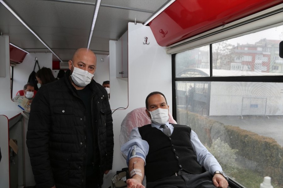 Türk Kızılay'dan Başkan Özdemir'e Bronz Madalya Beratı