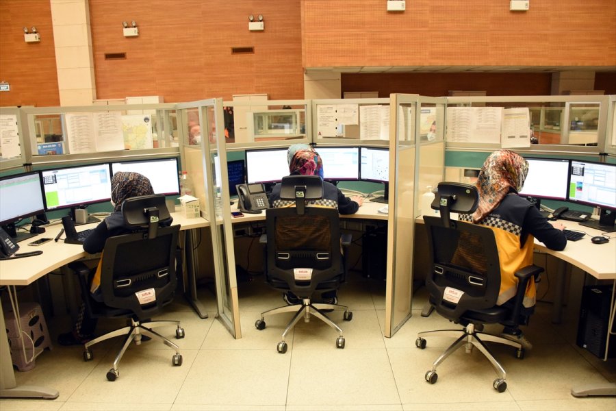 112 Acil Çağrı Merkezine Gelen Asılsız Ve Sıra Dışı Çağrılar Hayrete Düşürüyor