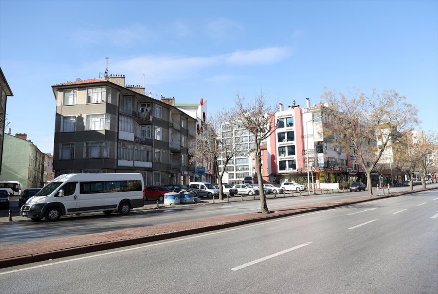 Konya Ve Çevre İllerde Sokağa Çıkma Kısıtlamasında Sessizlik Hakim
