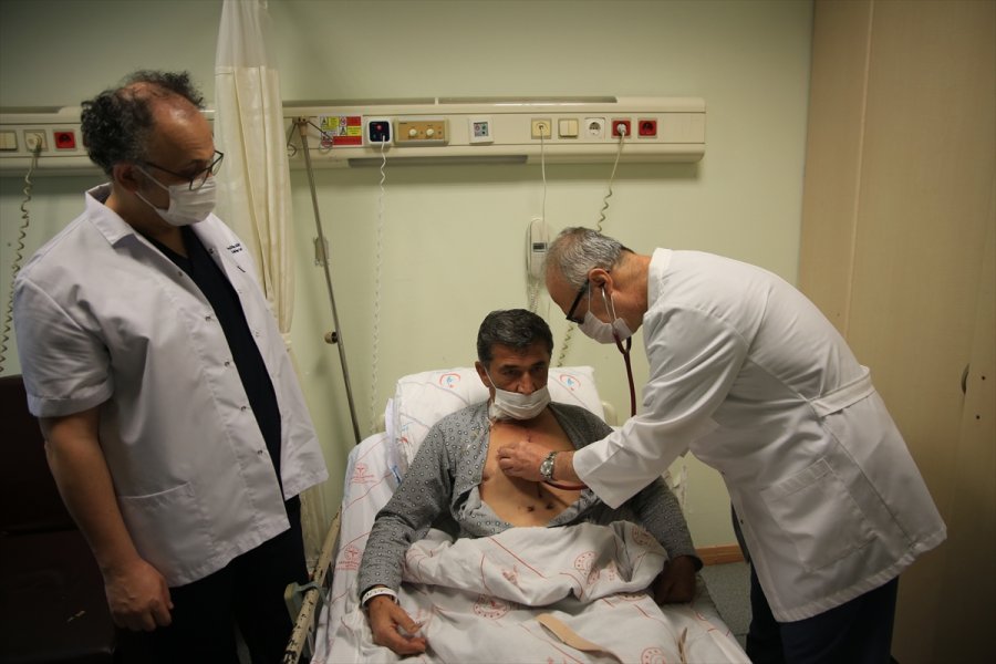 Şehidin Emaneti Babası İçin Herkes