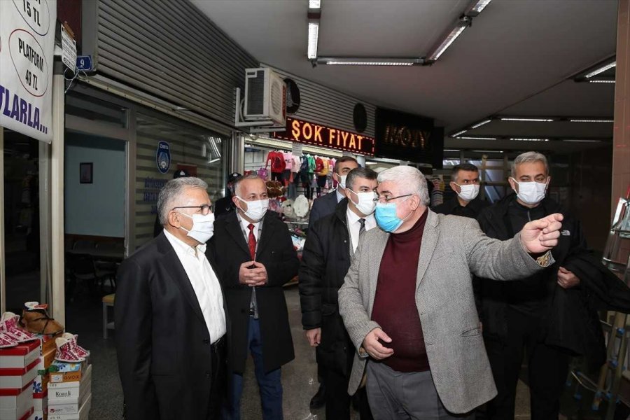 Başkan Memduh Büyükkılıç Esnafı Ziyaret Etti