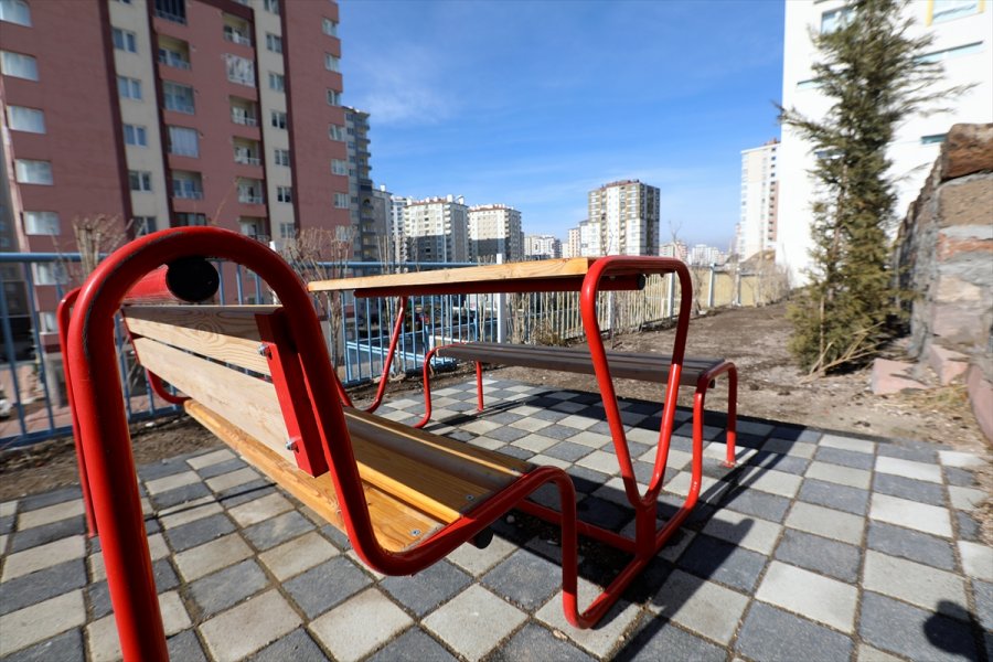 Talas Belediyesi 300 Bin Liralık Hurda Malzemeyi Geri Dönüştürdü