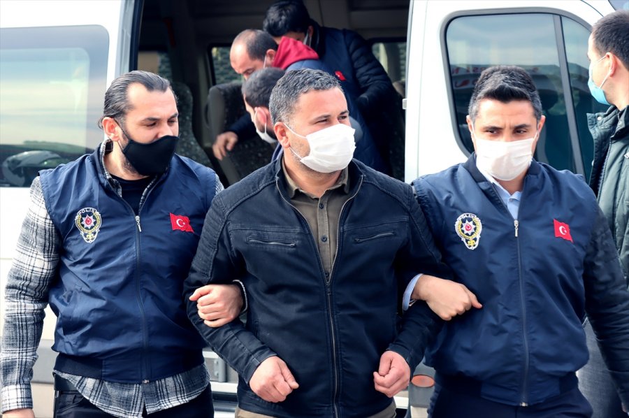 Mersin Büyükşehir Belediyesi Hizmet Binasındaki Yangınla İlgili Yakalanan 2 Zanlı Adliyede