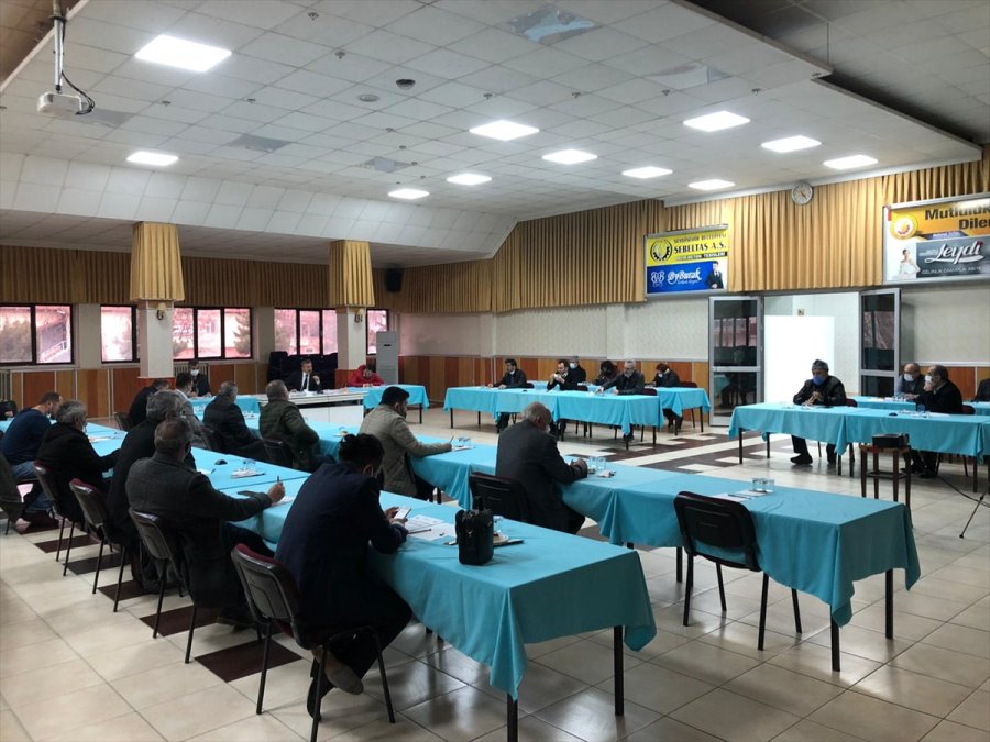 Seydişehir Belediyesi'nden Esnaf Ve Çiftçiye Destek