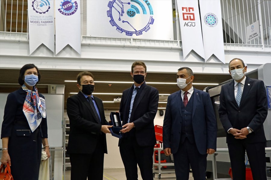 Ab Türkiye Delegasyonu Başkanı Meyer-landrut, Cumhurbaşkanı Erdoğan'ın Reform Paketiyle İlgili Açıklamasını Olumlu Karşıladıklarını Söyledi