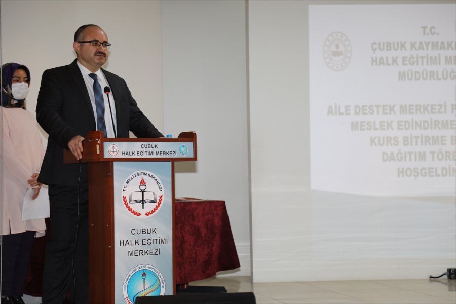 Aile Destek Merkezi Kursiyerleri Sertifikalarını Aldı