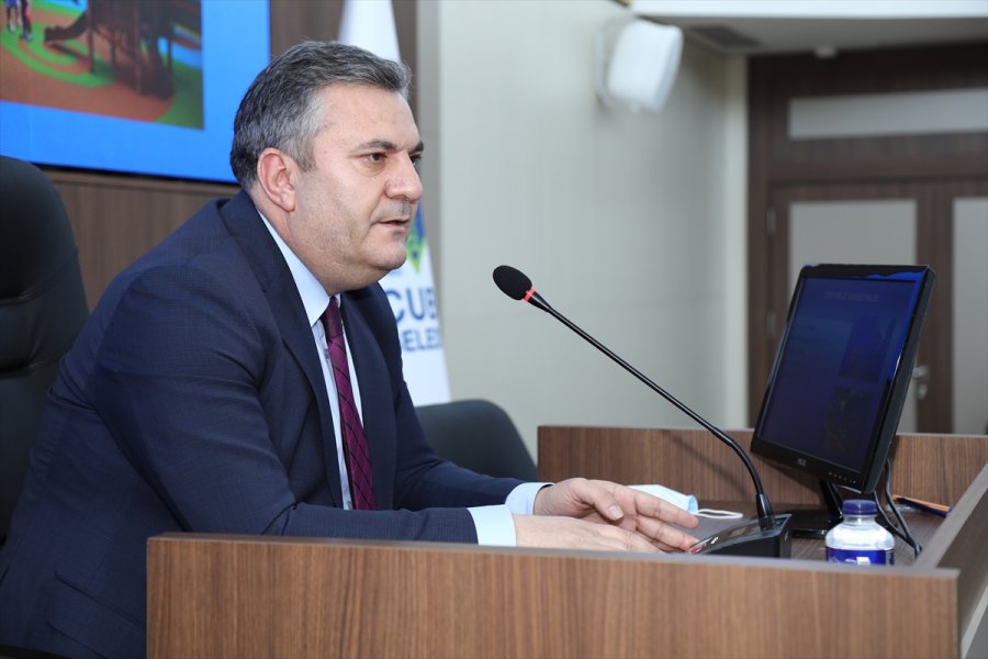 Başkan Demirbaş, Muhtarlara Yeni Projeleri Tanıttı