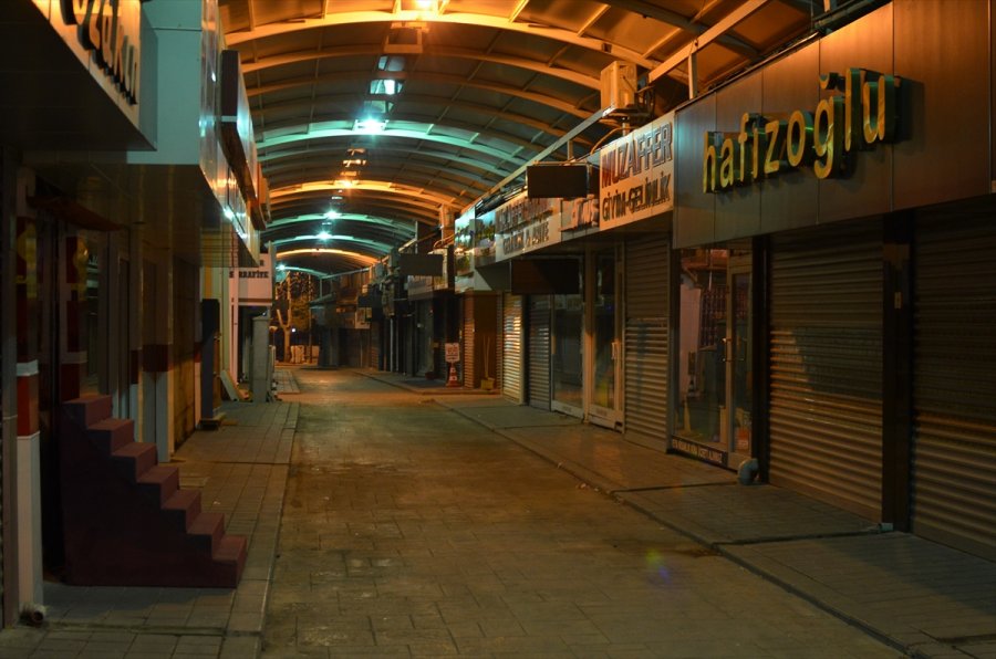 Konya, Karaman, Aksaray Ve Afyonkarahisar'da Sokağa Çıkma Kısıtlaması Sessizliği