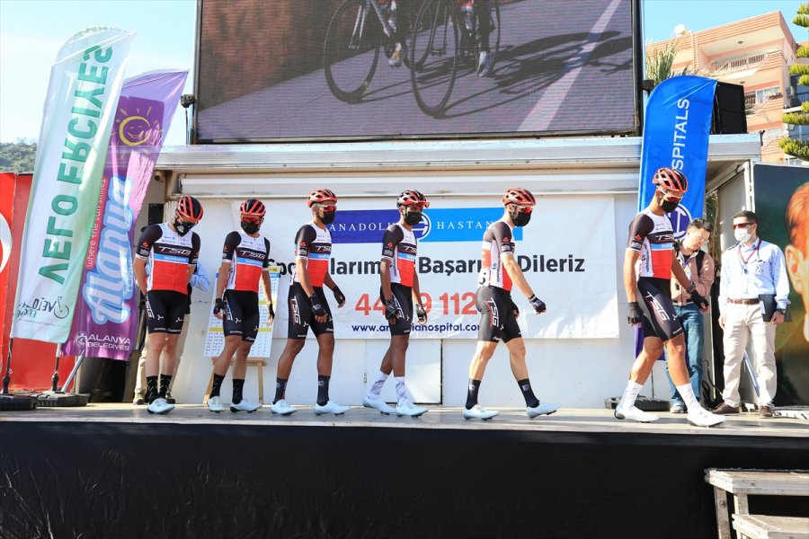 Alanya'da Uluslararası Yol Ve Dağ Bisikleti Yarışları Başladı