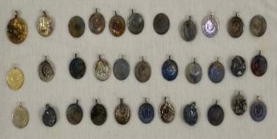 Mersin'de Temizlik İçin Gittikleri Evlerden Hırsızlık Yaptığı Öne Sürülen 3 Zanlı Tutuklandı