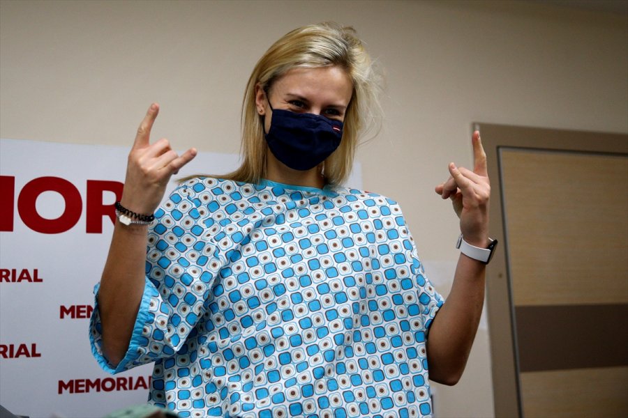 Bellona Kayseri Basketbol'un Yeni Transferi Kitija Laksa Sağlık Kontrolünden Geçirildi