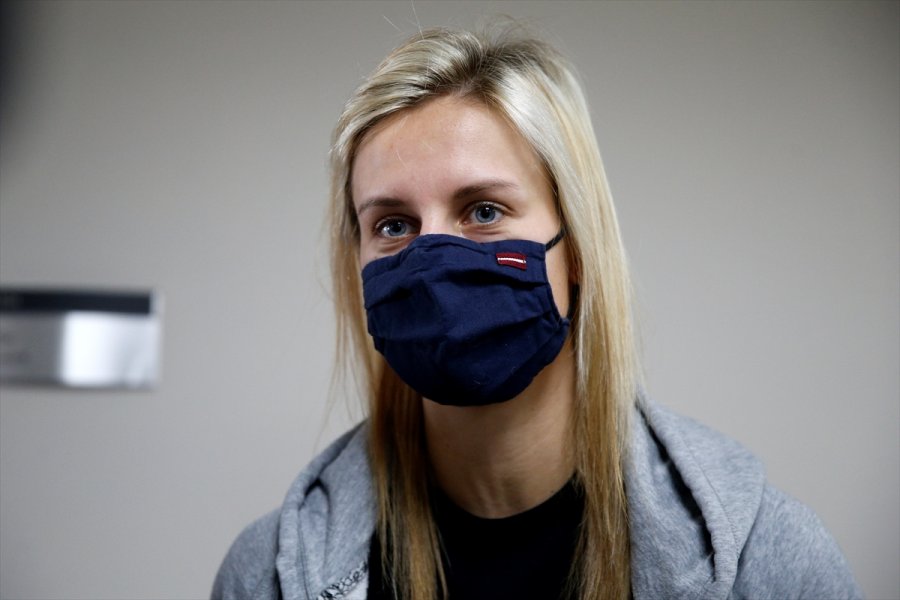 Bellona Kayseri Basketbol'un Yeni Transferi Kitija Laksa Sağlık Kontrolünden Geçirildi