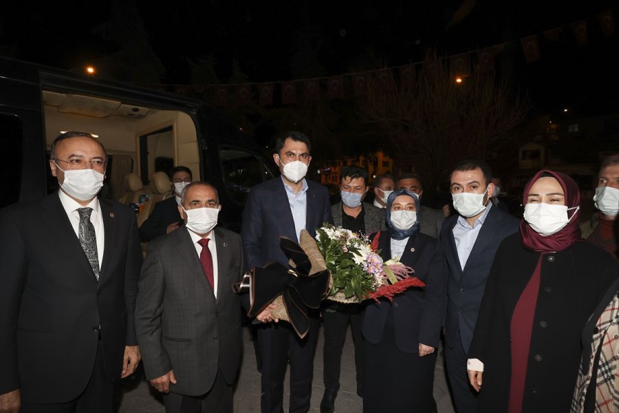 Çevre Ve Şehircilik Bakanı Kurum, Beypazarı Ve Ayaş İlçelerini Ziyaret Etti