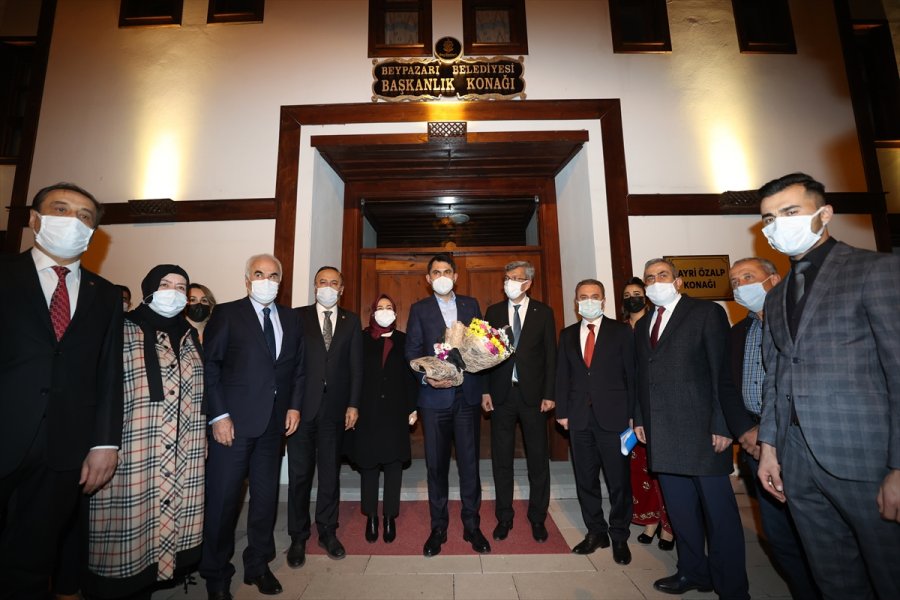 Çevre Ve Şehircilik Bakanı Kurum, Beypazarı Ve Ayaş İlçelerini Ziyaret Etti