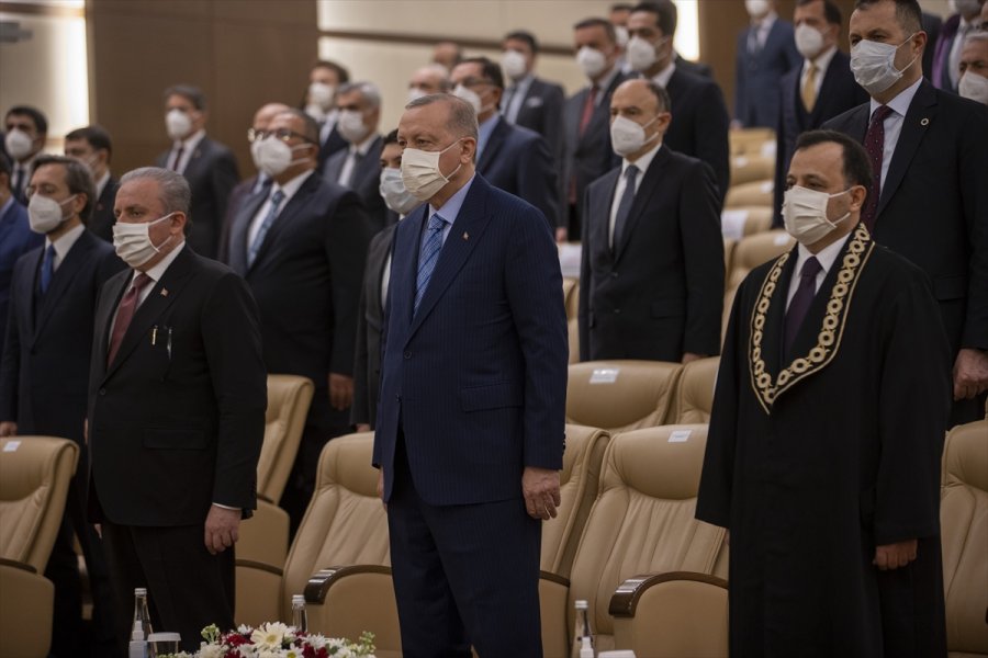 Anayasa Mahkemesi Başkanı Arslan, Aym'deki Yemin Töreninde Konuştu: