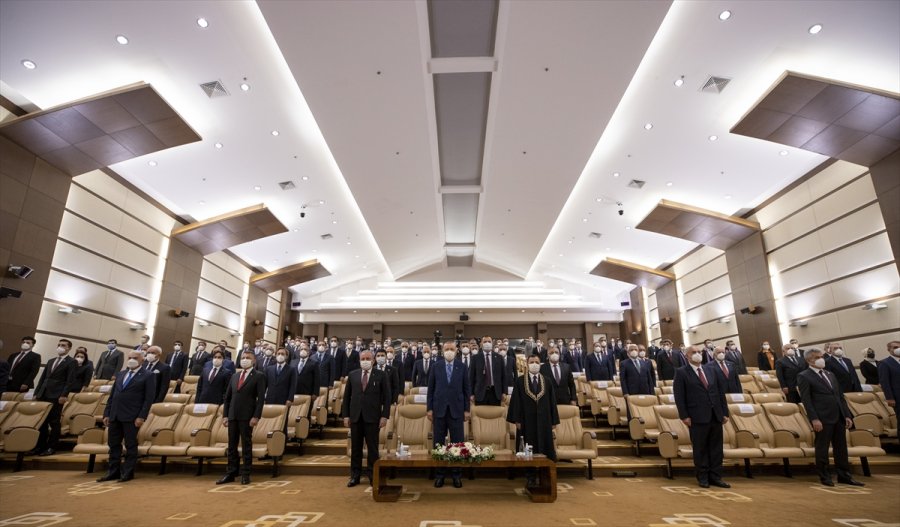Anayasa Mahkemesi Başkanı Arslan, Aym'deki Yemin Töreninde Konuştu: