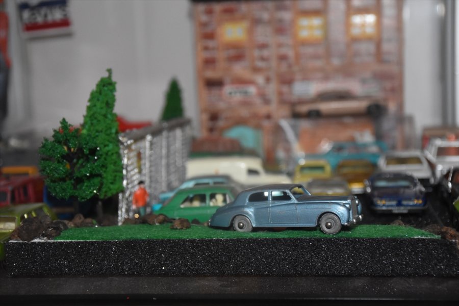 Kaybettiği Oyuncağını 30 Yıl Sonra Bulunca Koleksiyoncu Oldu