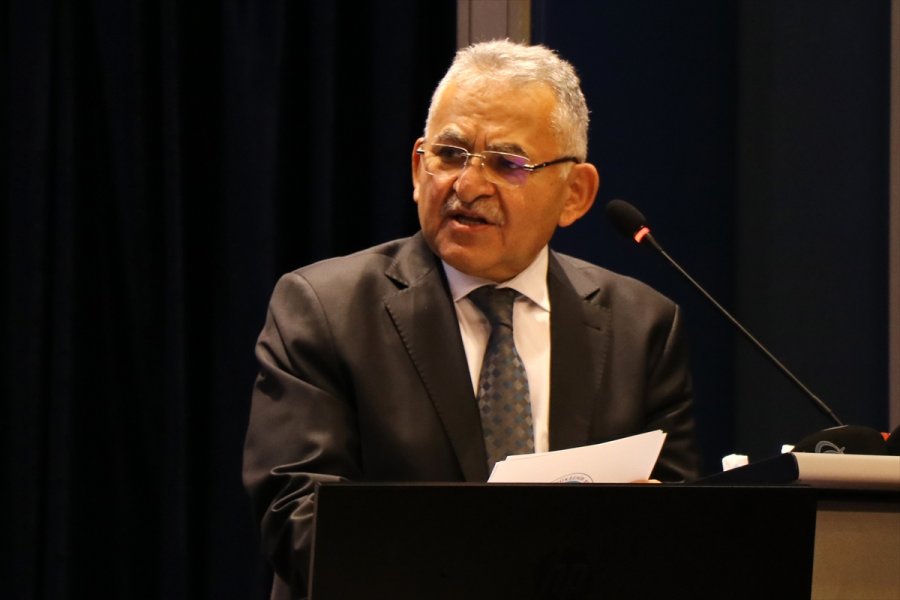 Kayseri'ye Kurulacak 4,5'ar Megavatlık Biyogaz Tesisi Ve Hibrit Güneş Santrali İçin İmzalar Atıldı