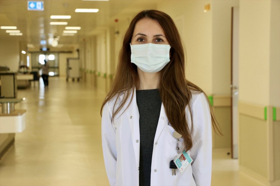 Kovid-19 Aşısı Salgınla Mücadele Eden Sağlıkçılara Güç Verdi