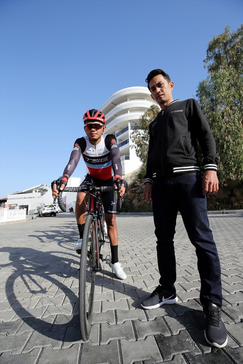 Malezyalı Bisiklet Takımı, Türkiye'de İlk Kez Yarışmanın Heyecanını Yaşıyor