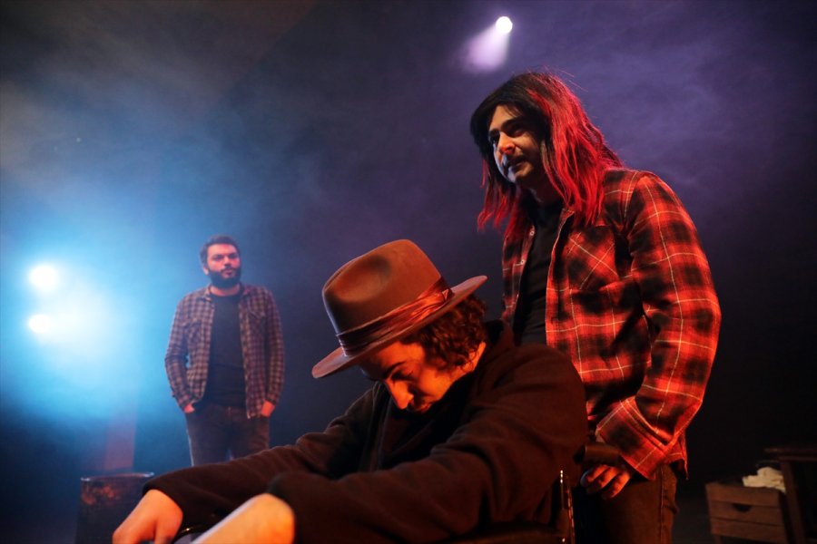 Antalya Şehir Tiyatroları 