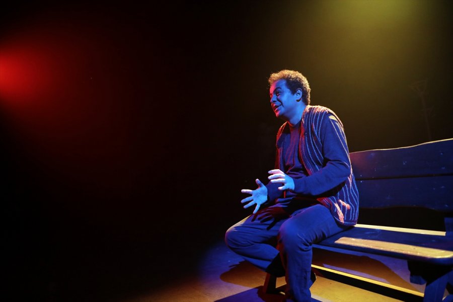 Antalya Şehir Tiyatroları 