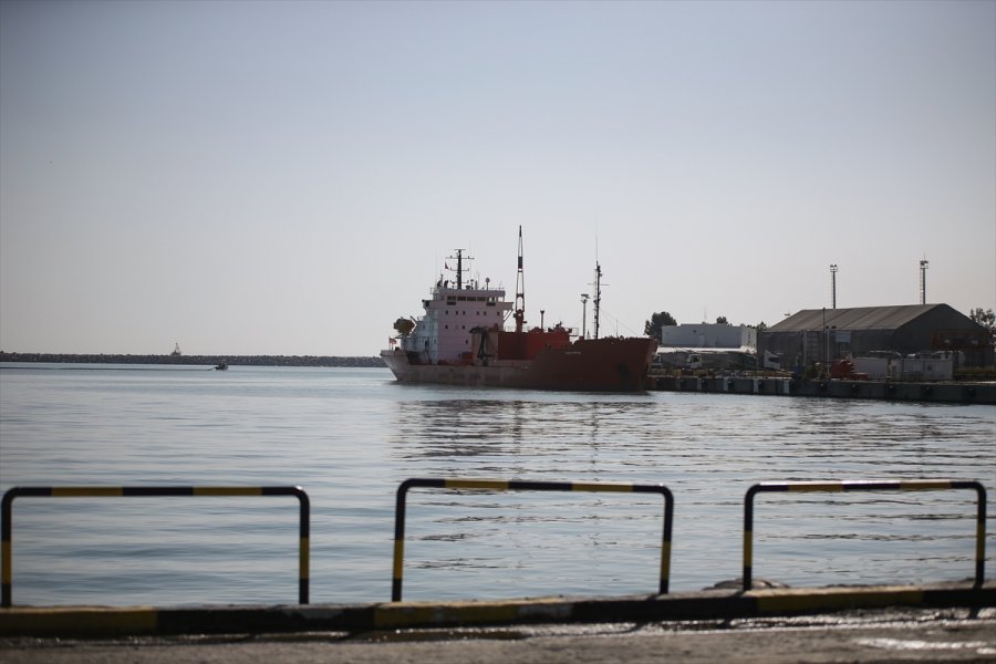 Antalya'da 20 Yılda 442 Lüks Yat Akdeniz Sularına İndirildi