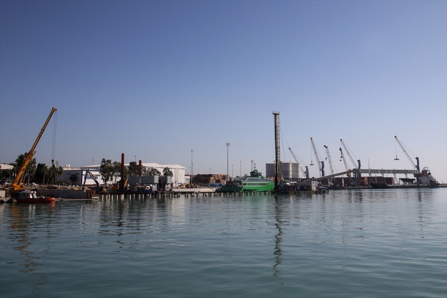 Antalya'da 20 Yılda 442 Lüks Yat Akdeniz Sularına İndirildi