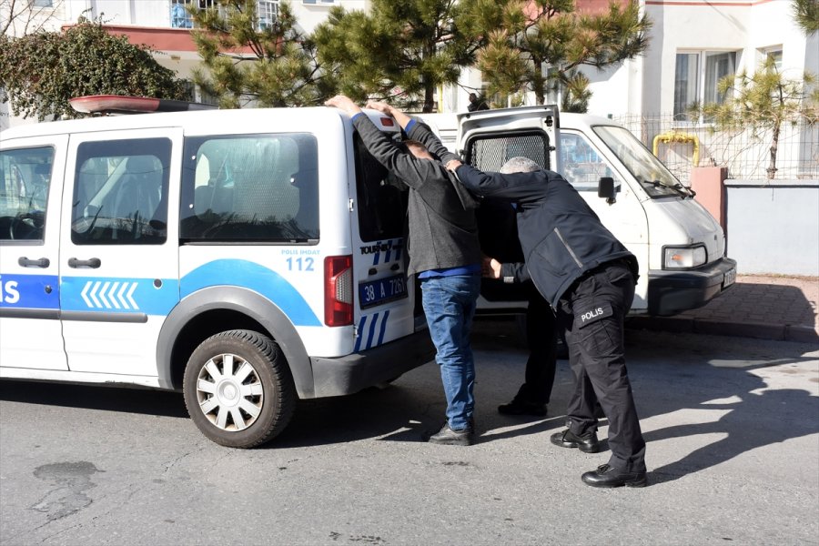 Kayseri'de Polisin 