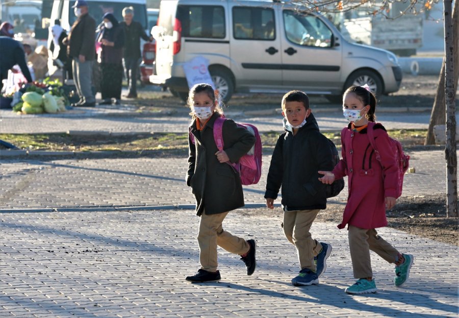 Aksaray'da 182 Köy Okulunda Yüz Yüze Eğitim Başladı