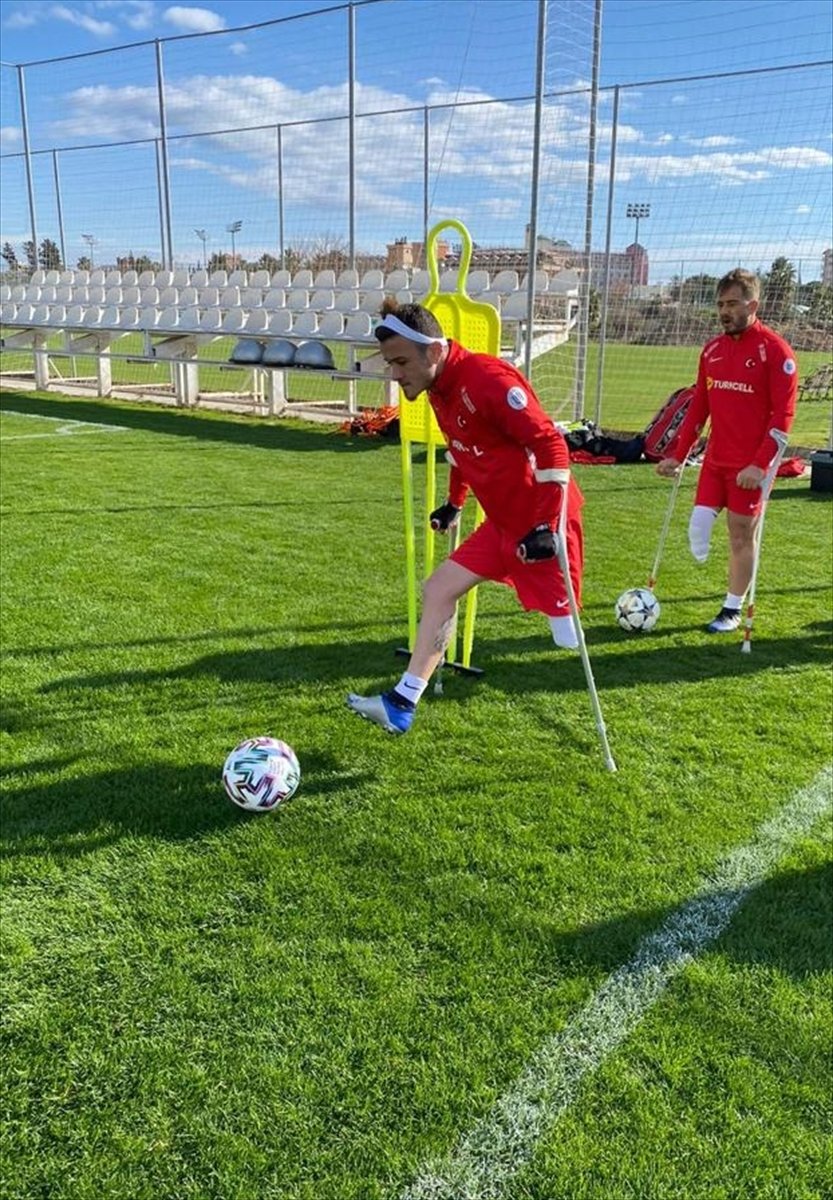 Ampute Milli Futbol Takımı, Avrupa Şampiyonası Hazırlıklarına Antalya'da Devam Ediyor