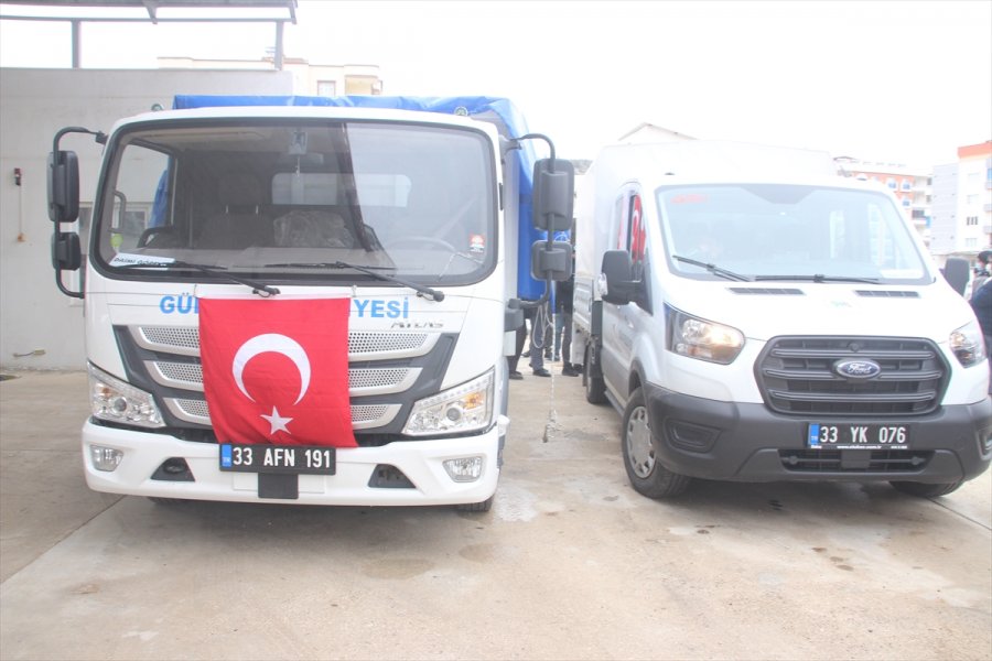 Gülnar'da Mehmetçik'e Destek Kampanyası Düzenlendi
