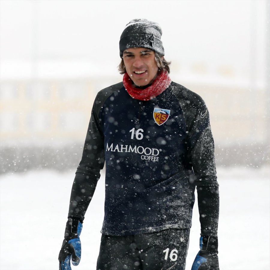 Kayserispor, Sivasspor Maçının Hazırlıklarını Sürdürdü