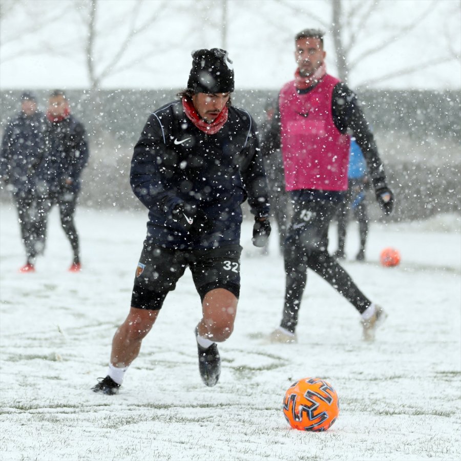 Kayserispor, Sivasspor Maçının Hazırlıklarını Sürdürdü